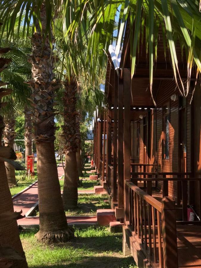 Dream Park Bungalow Titreyengol Kültér fotó