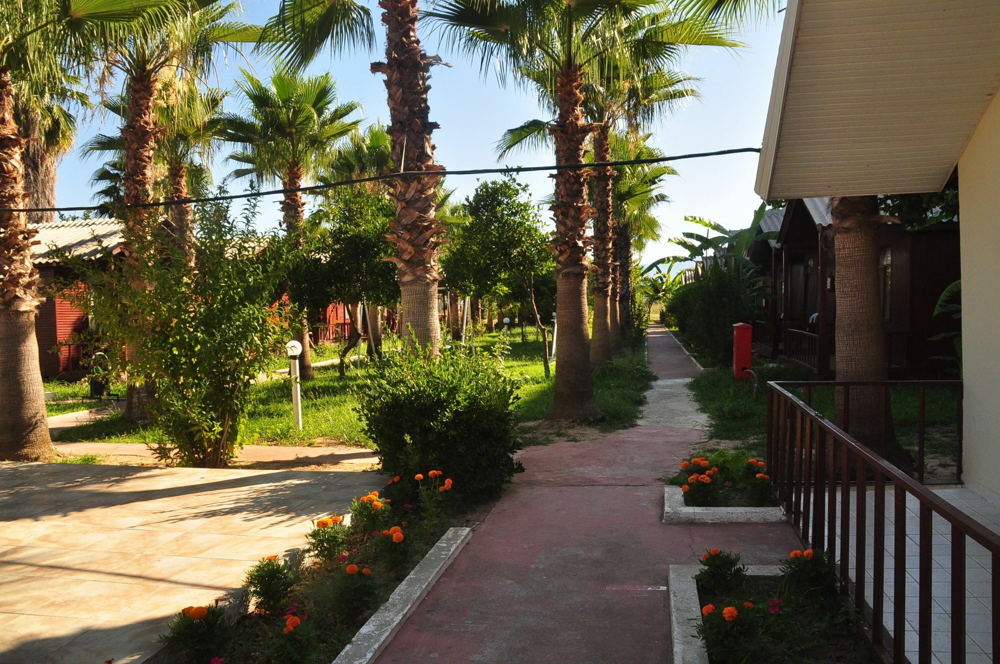 Dream Park Bungalow Titreyengol Kültér fotó